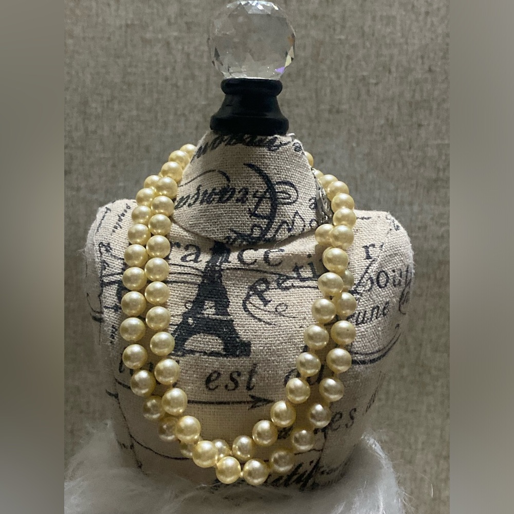Sterling ca Elegant Gold Pearl Necklace